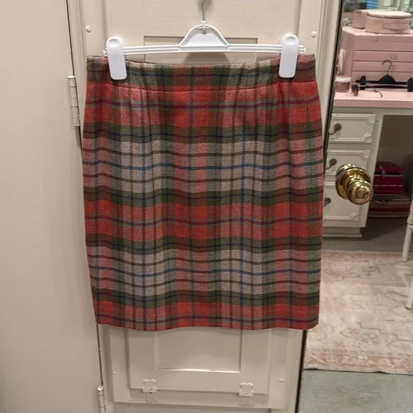 Classic! Pendleton wool size 10. Excellent condition! - Picture 3 of 4